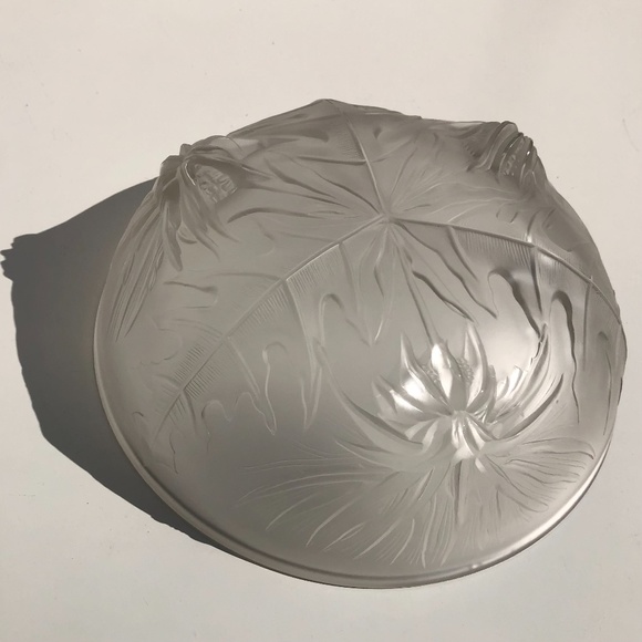 vintage frosted glass footed round bowl thistle console bowl AS IS small chips - Picture 13 of 15